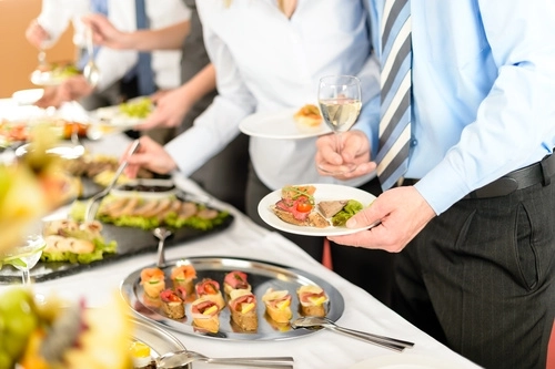 Traiteur pour un déjeuner ou un dîner d’affaires à Bordeaux